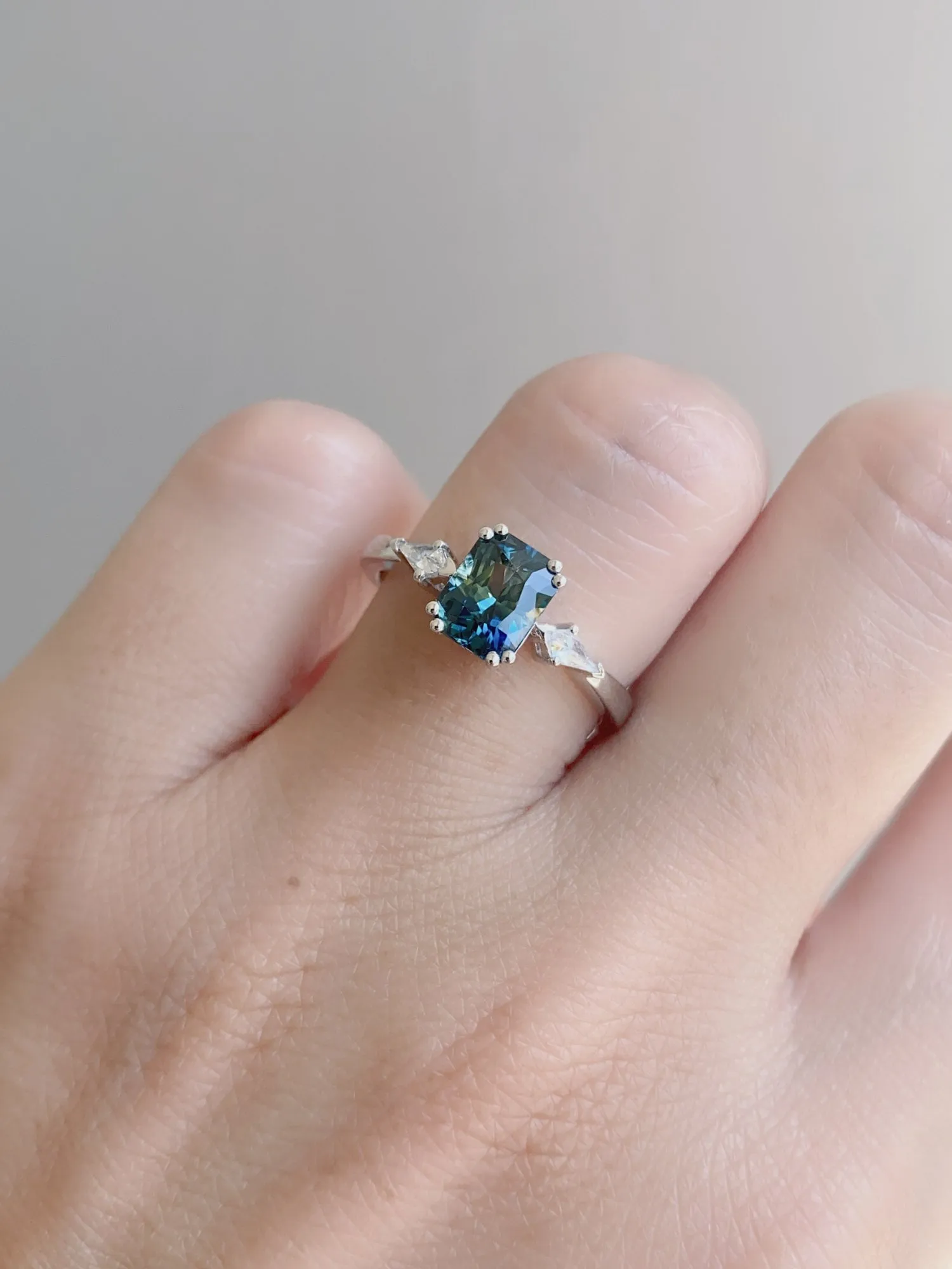 1.48ct Teal Sapphire with Kite Diamonds Engagement Ring 14K White Gold R6615