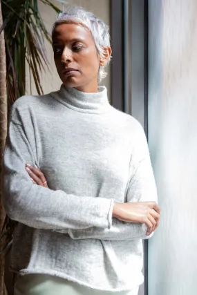 Alpaca Turtleneck - Light Grey