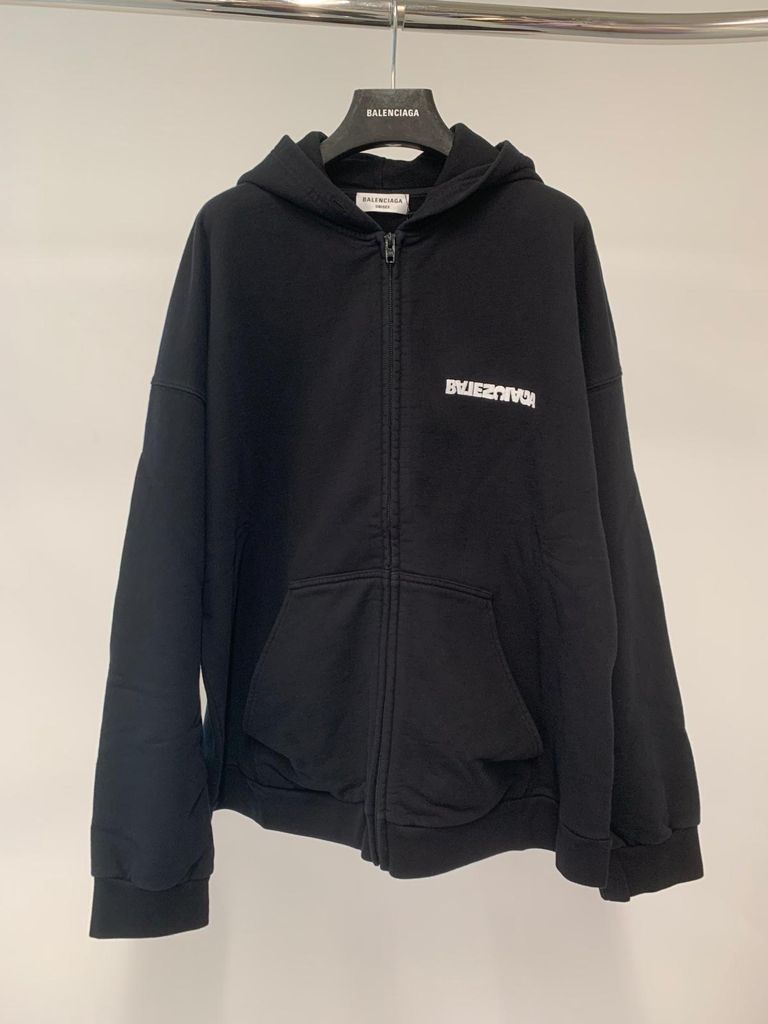 BALENCIAGA  |Men's turn wide fit zip-up hoodie in black