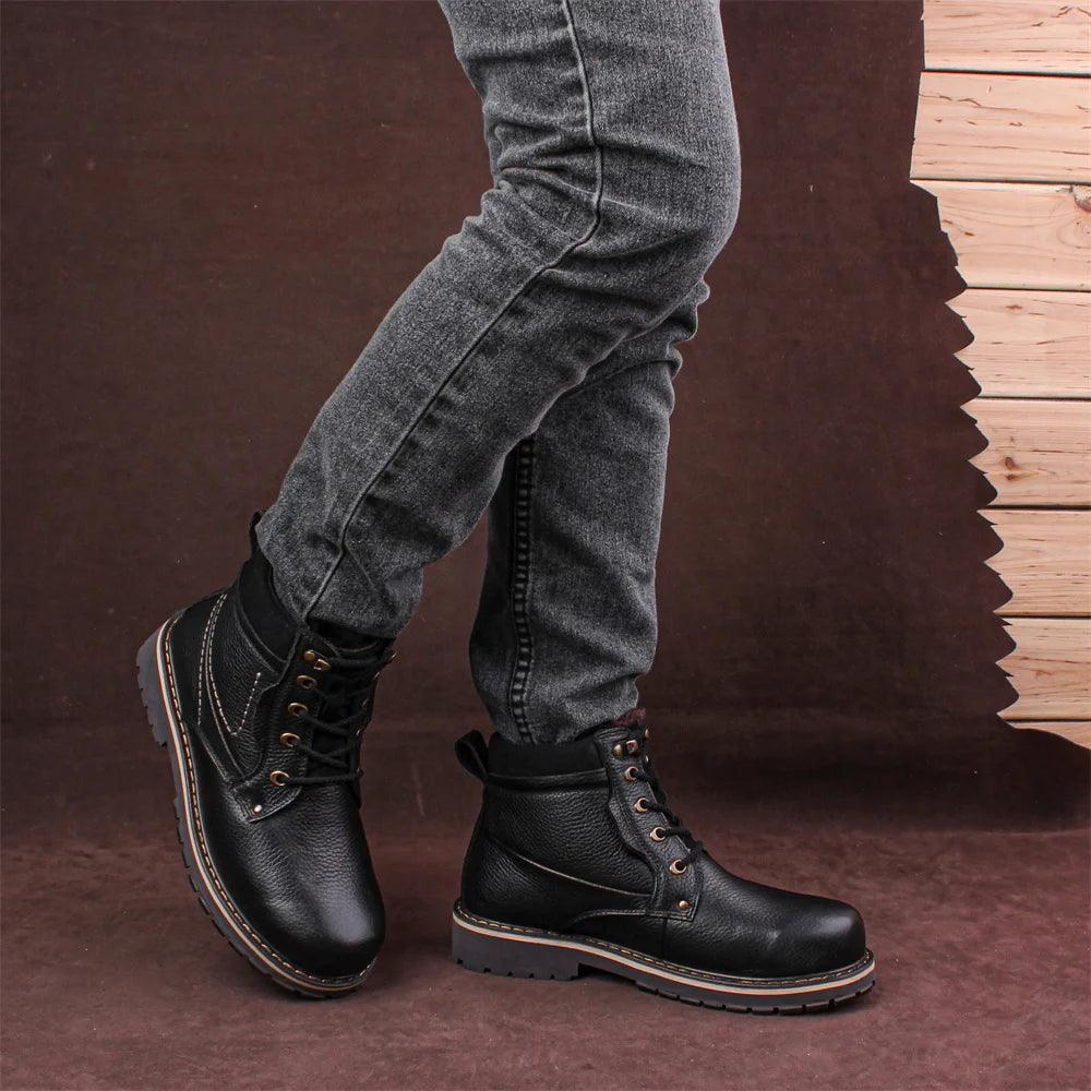 Comfortable Leather Men's Casual Shoes: P8988 Boots