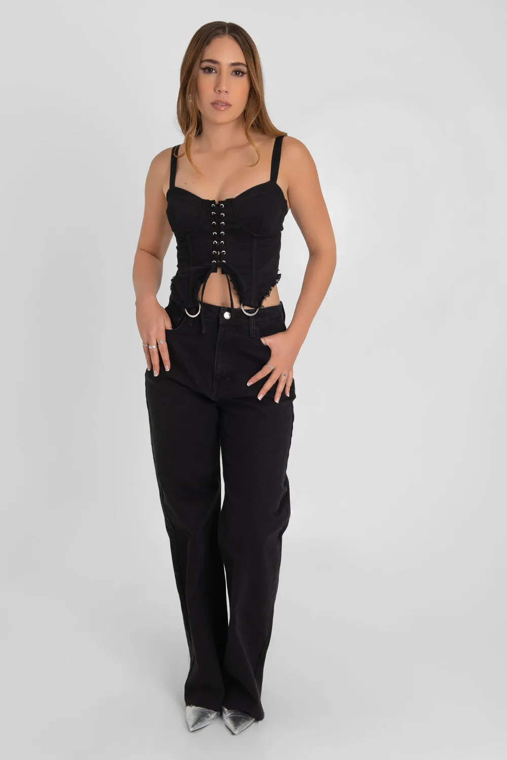 Corset con tirantes lazado frontal con argollas