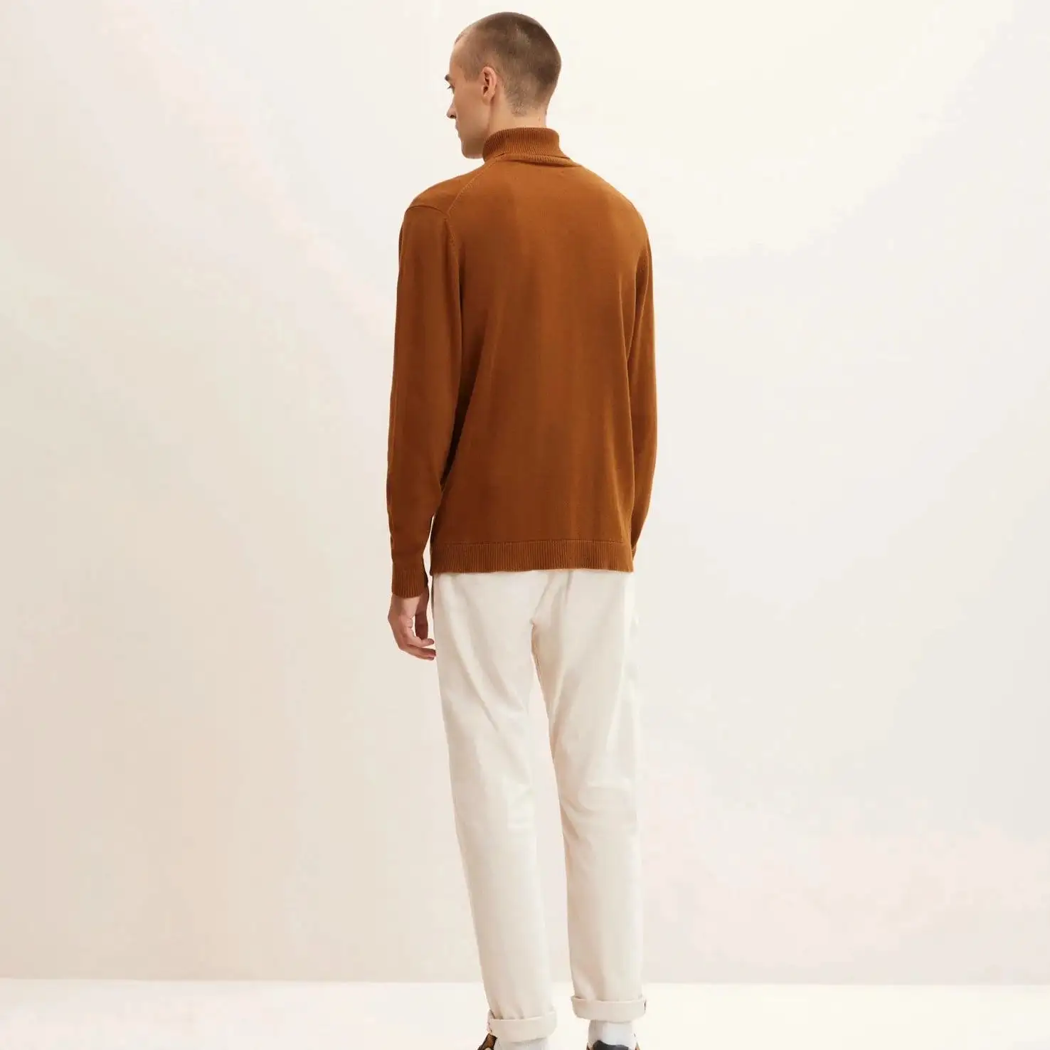 Fine Knitted Turtleneck (Brown)