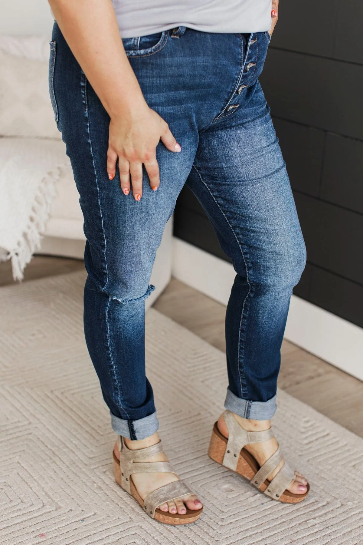 KanCan Curvy Skinny Jeans- Kassidy Wash