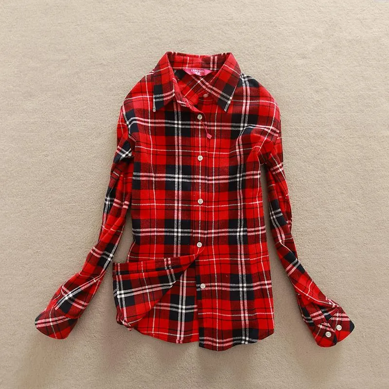 Long Sleeved Turn Down Collar Women’s Plaid Pattern Shirts for Autumn