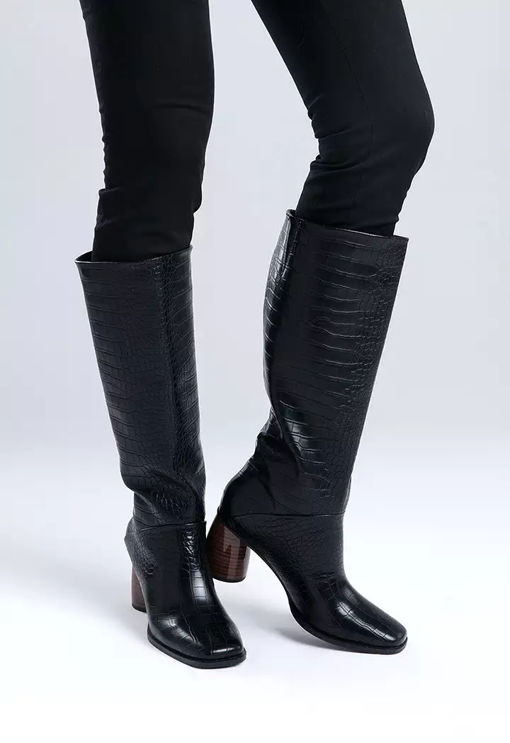 Round Heels Square Toe Quill Boots