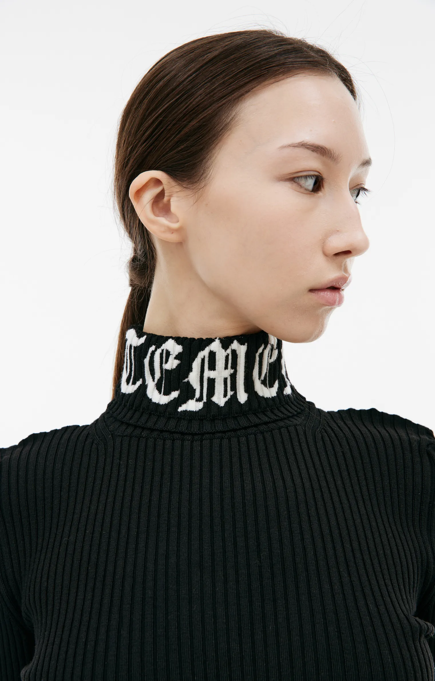 Wool logo turtleneck VETEMENTS